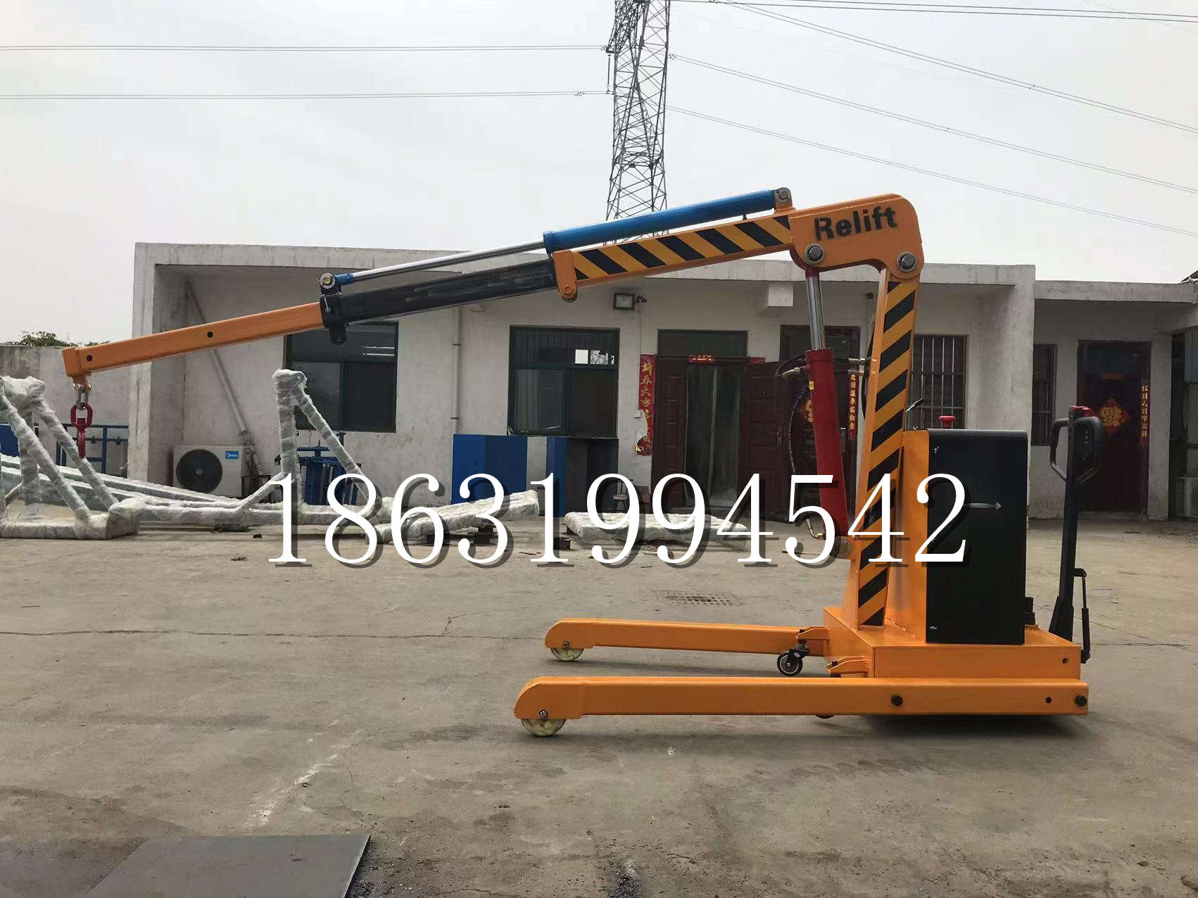 喀喇沁旗久征定做3吨三轮随车吊 农用园林绿化移树吊 平板工程用小吊机